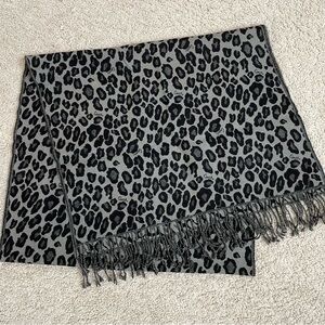Authentic COACH Black & Grey LEOPARD Print OVERSIZED Designer WOOL SCARF Wrap